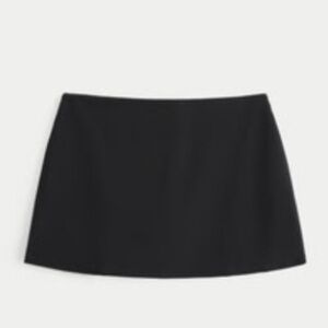 Hollister Mid-Rise Ponte Mini Skort